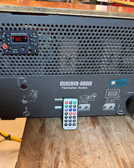 Minerva Radio mit Bluetooth und Garantie