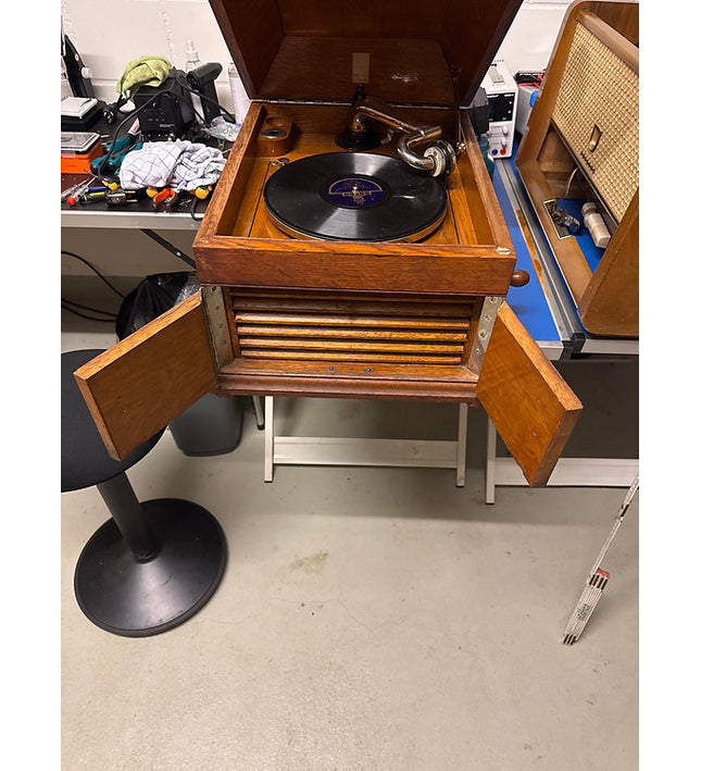 Original His Master‘s Voice Grammophon