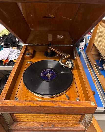 Original His Master‘s Voice Grammophon